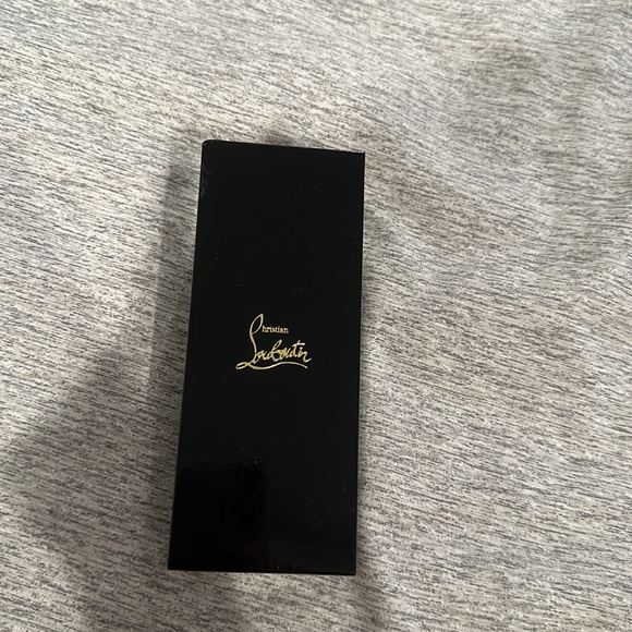 Christian Louboutin lipstick in the shade RonRon 310 - Picture 2 of 7